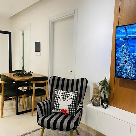 Appartement Endis House *