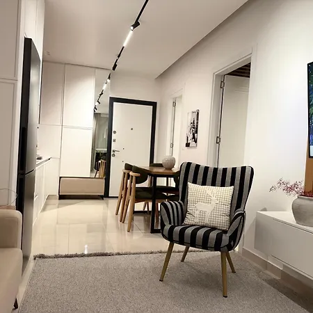 Endis House Shëngjin